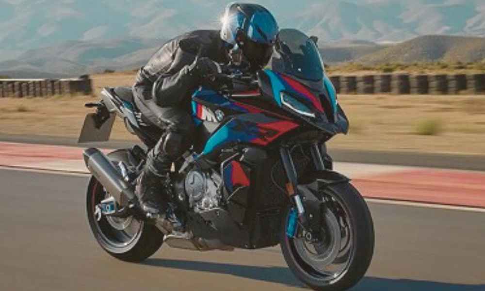 BMW M 1000 XR भारत में हुई लॉन्च